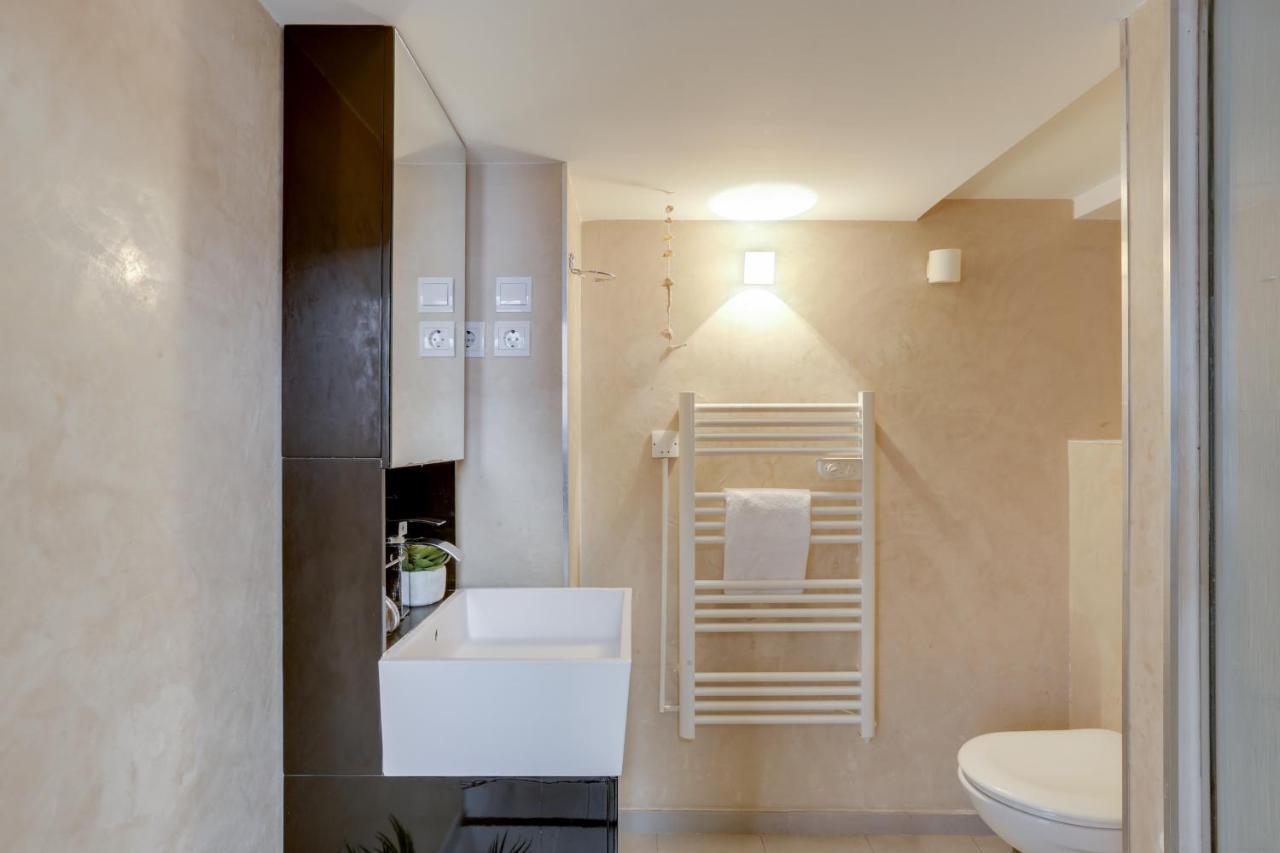 Spacious, Bright And Beautifully Decorated Flat In Heart Of Marais Short Walk To Picaso Museum パリ エクステリア 写真